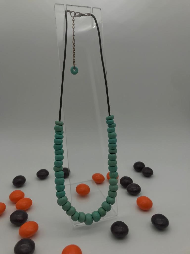 Pebbles Necklace